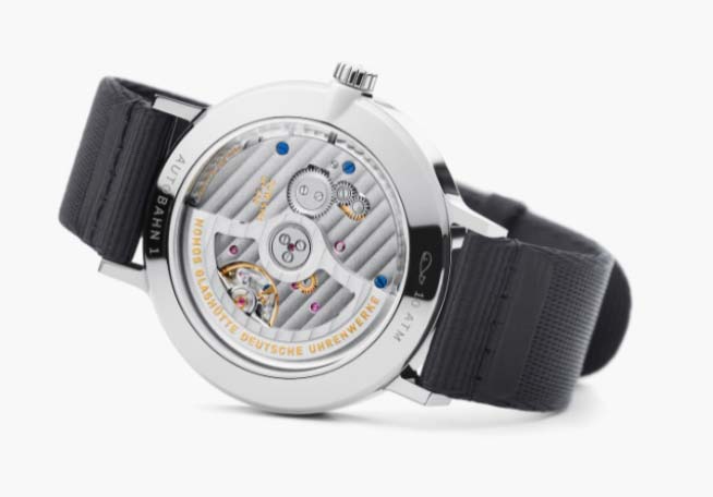 NOMOS in-house caliber DUW 6101