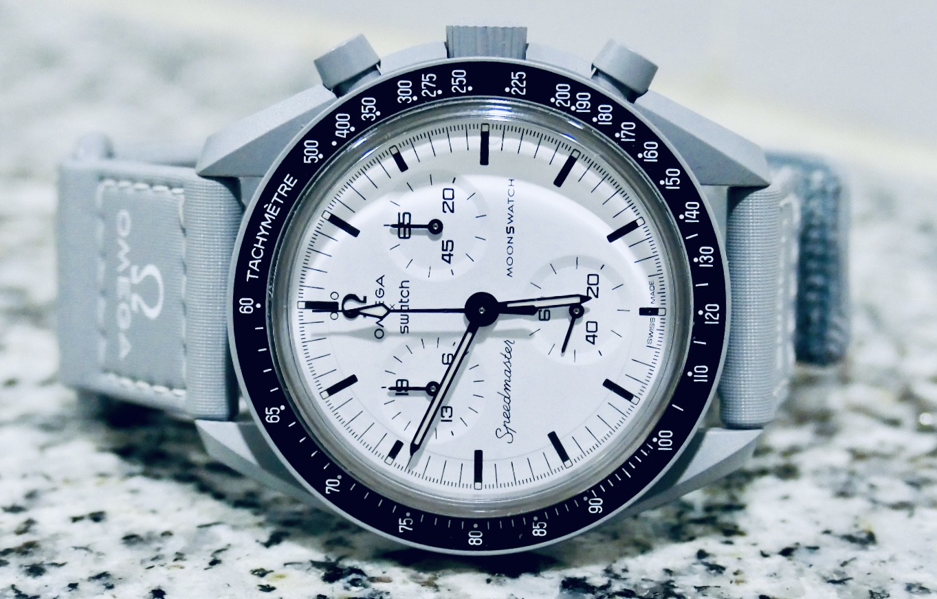 Review of the Omega Speedmaster X MoonSwatch 1965 | Amit Dev Handa